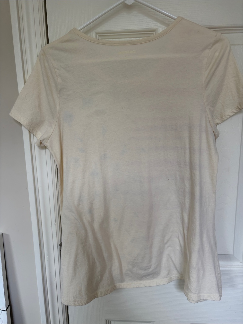 Kim Rogers Cream Tee with Red Stripe & Blue Star Graphic - Picture 2 of 4